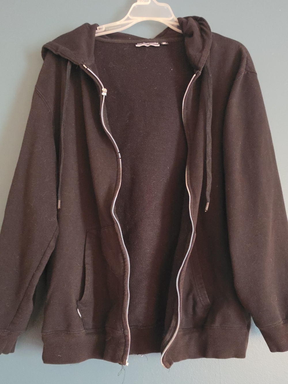 Men's Black Zip-Up Hoodie